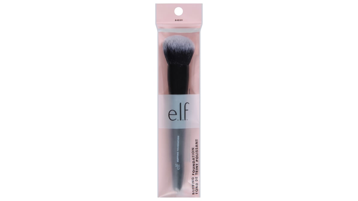 E.L.F Brocha para difuminar la base de maquillaje