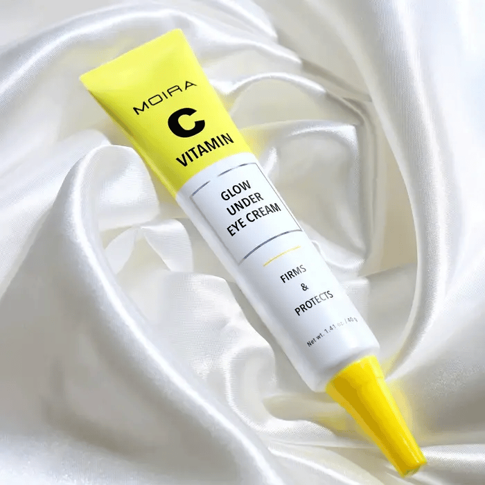 MOIRA Glow Under Eye Crema Iluminadora Para Contorno De Ojos Con Vitamina C & Extractos De Frutas - 20mL