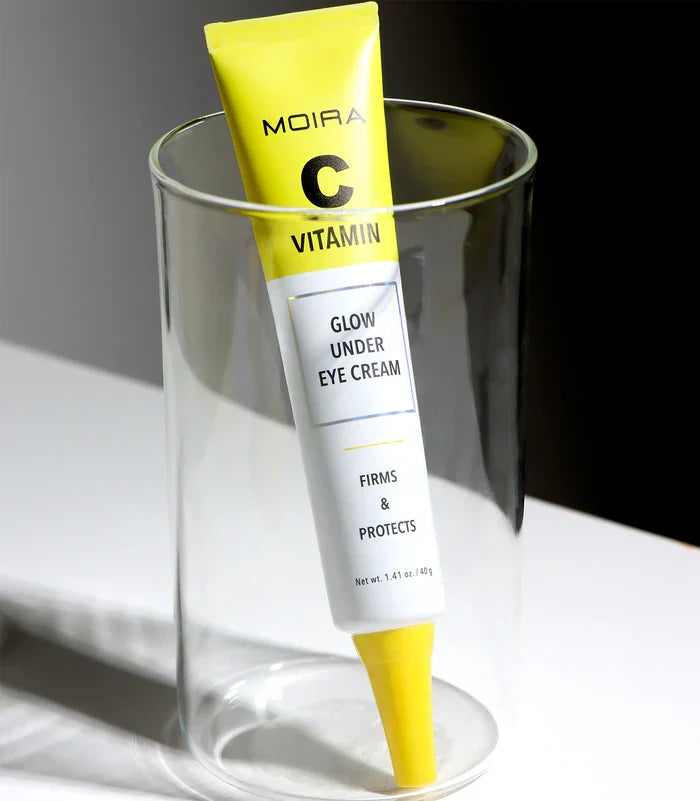 MOIRA Glow Under Eye Crema Iluminadora Para Contorno De Ojos Con Vitamina C & Extractos De Frutas - 20mL